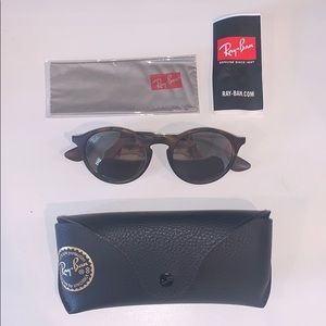 Ray Ban Sun Glasses